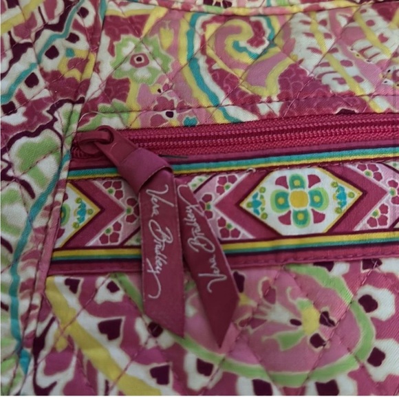VERA BRADLEY CAPRI MELON (PATTERN) SHOULDER BAR ** LIKE NEW ** (REPOSH) - Picture 4 of 4